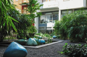 Urban Oasis with free parking